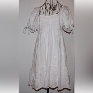 White Eyelet Lace Dress Sim & Sam L Cotton Lined with Ruffled Hem Short Sleeves